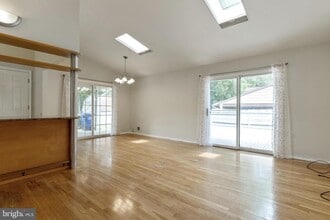 13916 Dowlais Dr in Rockville, MD - Building Photo - Building Photo