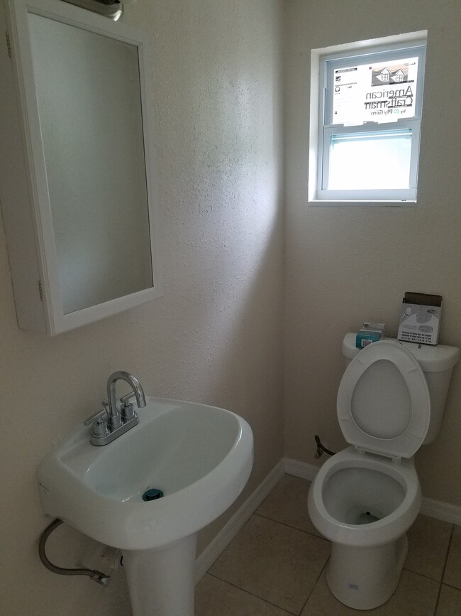 1195 Green Ave, Unit 30-19202 in North Fort Myers, FL - Building Photo - Building Photo