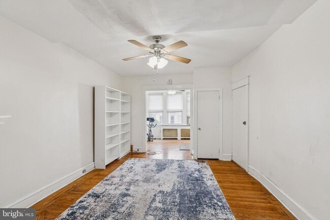 property at 2122 N Wanamaker St