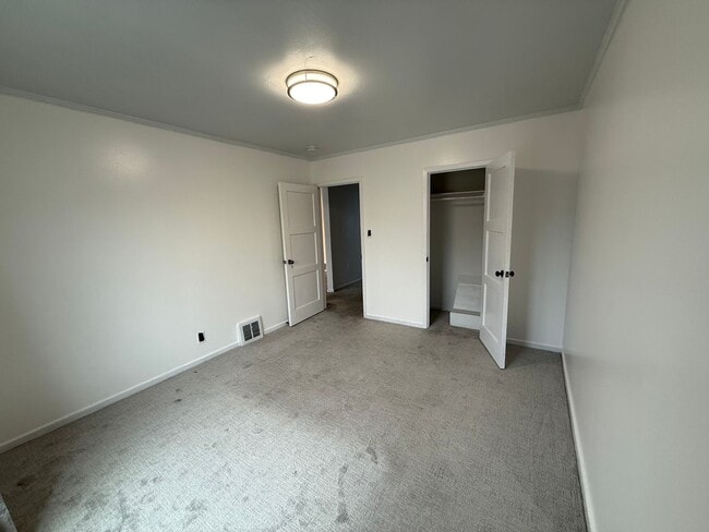 360 Chester Ave in San Francisco, CA - Building Photo - Building Photo