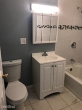 10 Highland St-Unit -Apt 2H in West Haven, CT - Building Photo - Building Photo