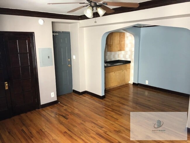 846 W Montrose Ave in Chicago, IL - Building Photo - Building Photo