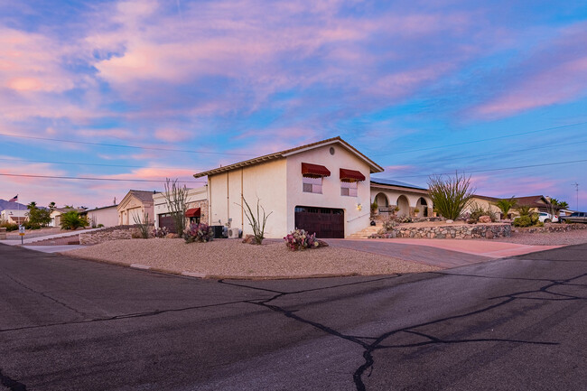 3139 Tomahawk Dr in Lake Havasu City, AZ - Building Photo - Building Photo