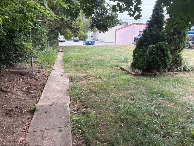 1422 W Philadelphia St in West York, PA - Building Photo - Building Photo