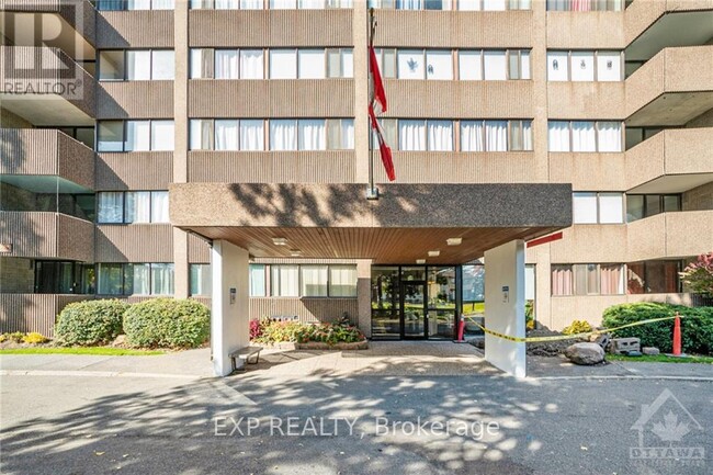 1285-1285 Cahill Dr in Ottawa, ON - Building Photo - Building Photo