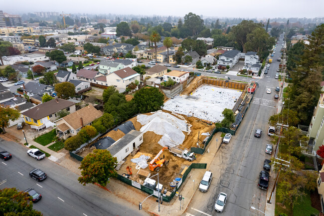 222 S Fremont St in San Mateo, CA - Foto de edificio - Building Photo