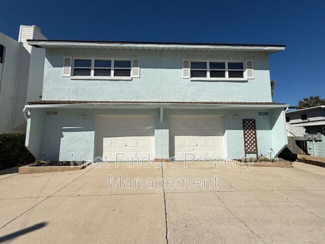 206 Hopkins St in Neptune Beach, FL - Building Photo - Building Photo