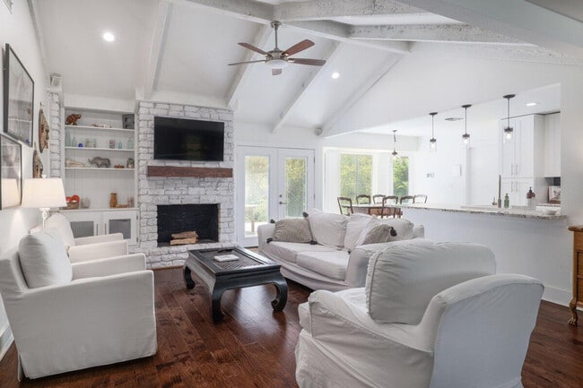 7107 Scenic Brook Dr