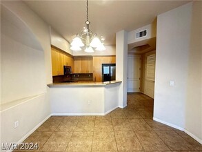 26 E Serene Ave in Las Vegas, NV - Building Photo - Building Photo