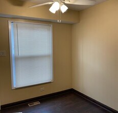 6651 S Ellis Ave in Chicago, IL - Building Photo - Building Photo