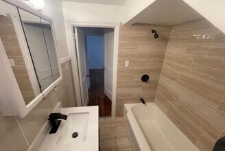 100 Talisman Ct in York, PA - Building Photo - Building Photo