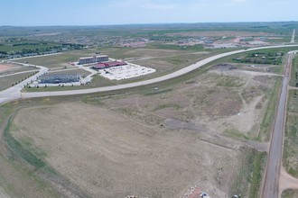 The Village at the Crossing in Watford City, ND - Building Photo - Building Photo