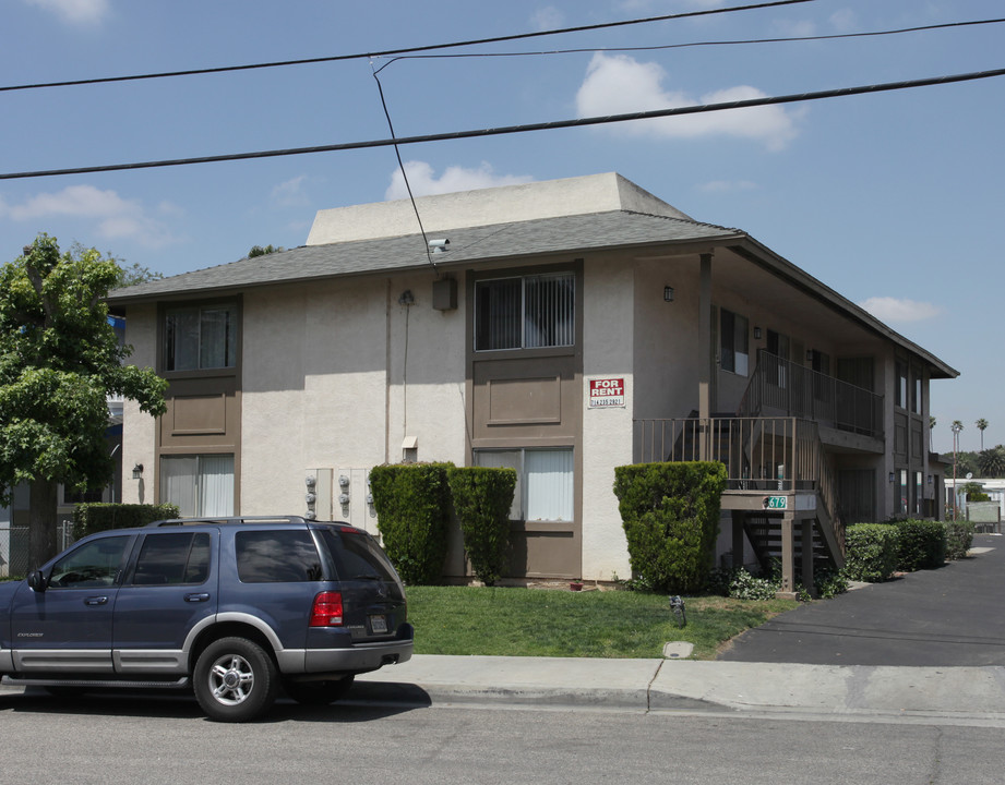 3679 Pacific Ave in Jurupa Valley, CA - Building Photo