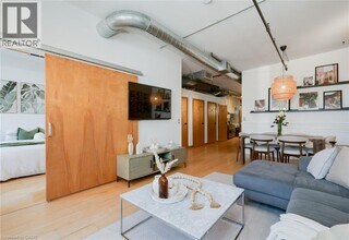 189 Queen St E in Toronto, ON - Building Photo - Building Photo