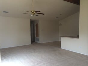 1619 Breezy Dr in Waco, TX - Building Photo - Building Photo