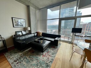 1700 Bassett St, Unit 1124 in Denver, CO - Building Photo - Building Photo