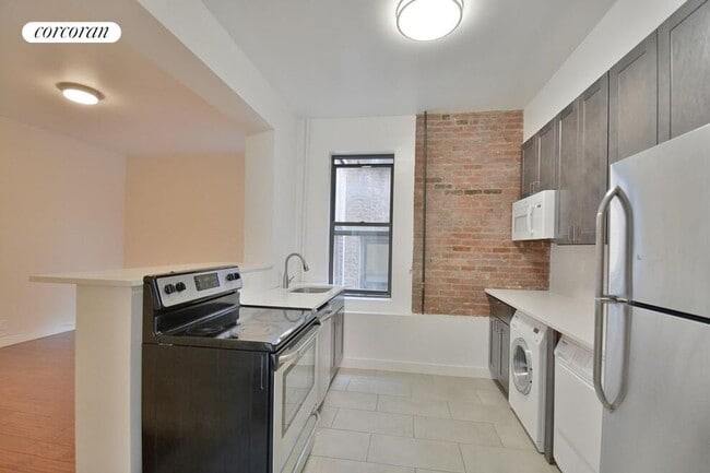 property at 530 W 123rd St