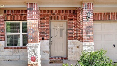 1933 Howth Ave in Houston, TX - Building Photo - Building Photo