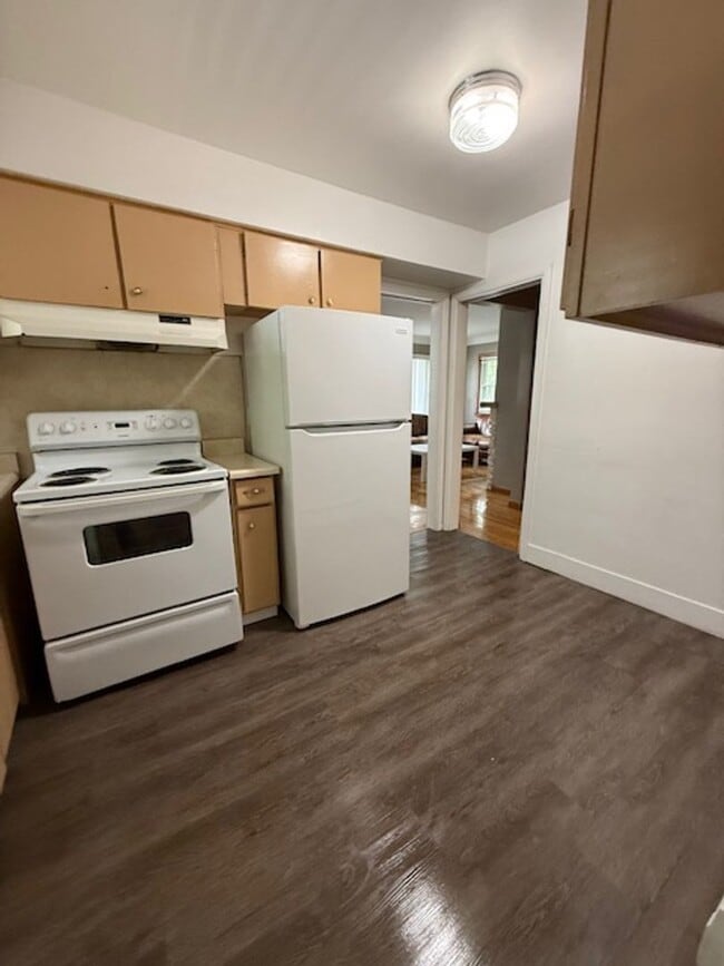 1000 Woodlawn Ave in Ann Arbor, MI - Building Photo - Building Photo