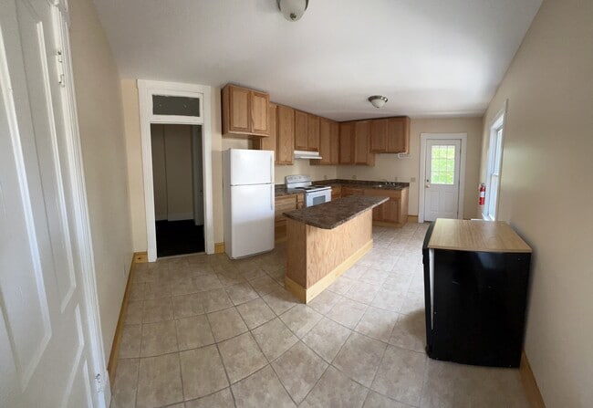 property at 9 Hickok Pl