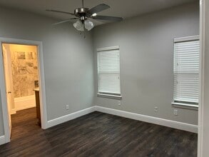 600 E Hale Ave in Decatur, TX - Building Photo - Building Photo