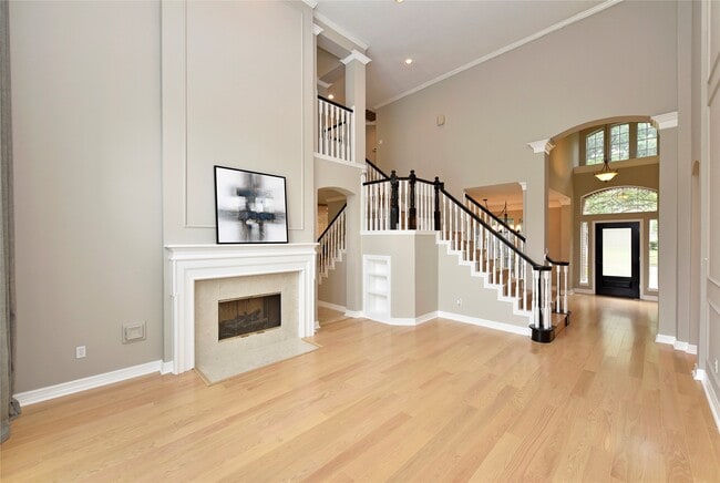 19810 Emerald Leaf Dr