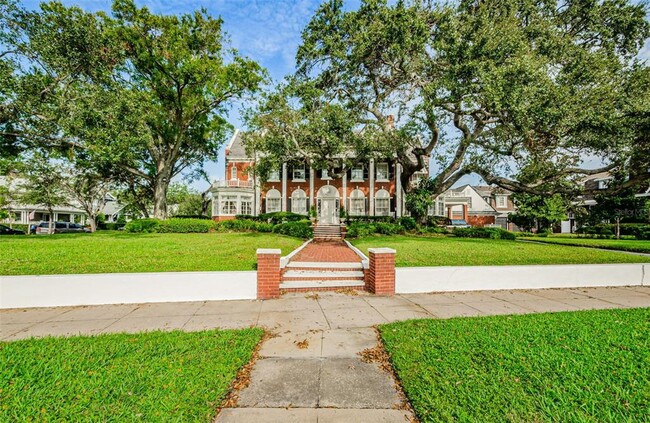 1005 Bayshore Blvd in Tampa, FL - Building Photo - Building Photo