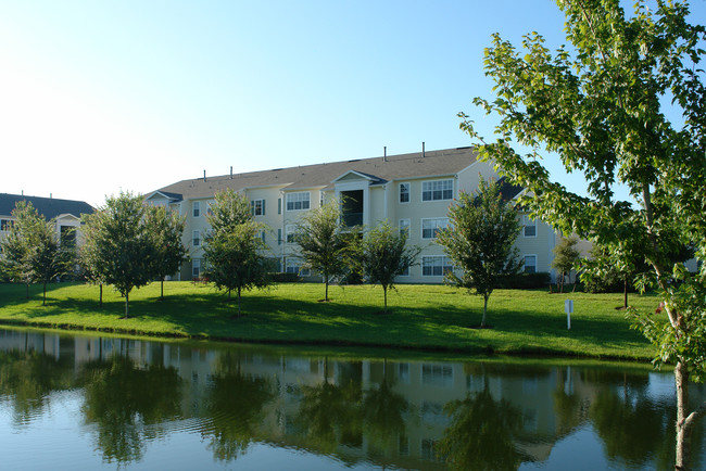 Charleston Club in Sanford, FL - Building Photo - Building Photo