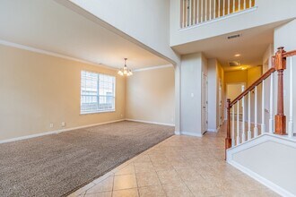 630 Hookberry Trail in San Antonio, TX - Building Photo - Building Photo