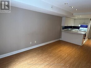 415 Jarvis St in Toronto, ON - Building Photo - Building Photo