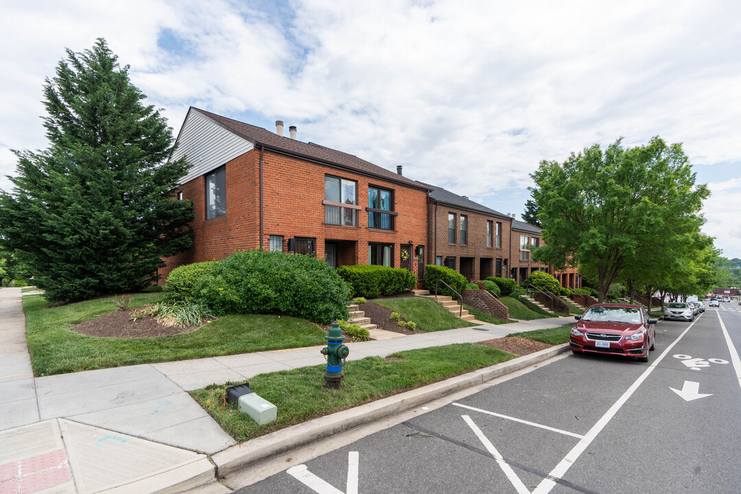 1817 Channing ST NE in Washington, DC - Building Photo