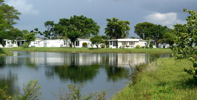 Coral Cay Plantation in Margate, FL - Building Photo - Building Photo