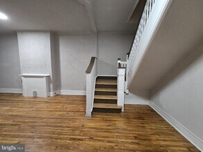 2536 W Cumberland St in Philadelphia, PA - Building Photo - Building Photo