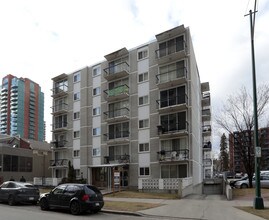 The Emerald in Calgary, AB - Building Photo - Building Photo