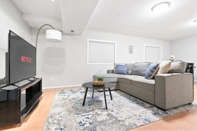 6335 Chantilly Pl in Colorado Springs, CO - Building Photo - Building Photo