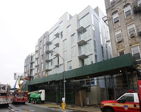 Leonard Pointe in Brooklyn, NY - Building Photo - Building Photo