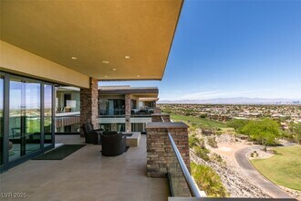 1500 MacDonald Ranch Dr in Henderson, NV - Building Photo - Building Photo