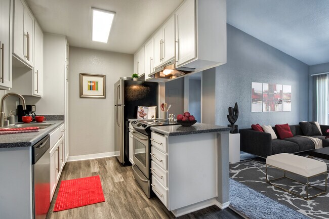 Terra Nova in Chula Vista, CA - Building Photo - Building Photo