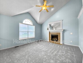 628 NE 99th St in Kansas City, MO - Building Photo - Building Photo