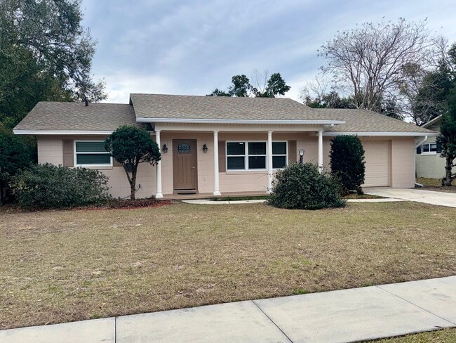 2236 Northland Rd in Mount Dora, FL - Building Photo - Building Photo