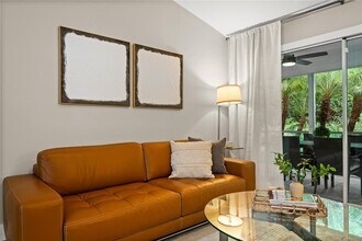 6960 Stetson St Cir in Sarasota, FL - Building Photo - Building Photo