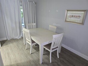 1750 N Riverside Dr in Pompano Beach, FL - Building Photo - Building Photo