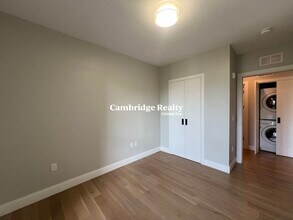 10 Central St, Unit T in Somerville, MA - Building Photo - Building Photo