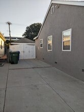 3318 W 157th St, Unit Backhouse in Gardena, CA - Foto de edificio - Building Photo