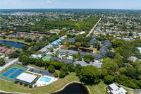 Carriage Gate Condominiums in Boynton Beach, FL - Building Photo - Building Photo