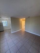 916 4th St in West Palm Beach, FL - Building Photo - Building Photo