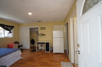 34873 Ozark River Way, Unit 1 in Fremont, CA - Building Photo - Building Photo