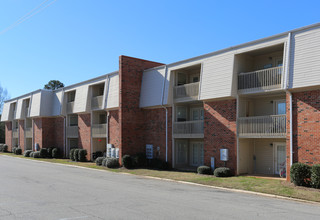 Summer Wind Apartments in Auburn, AL - Building Photo - Building Photo