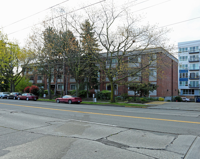 Market Terrace in Seattle, WA - Foto de edificio - Building Photo