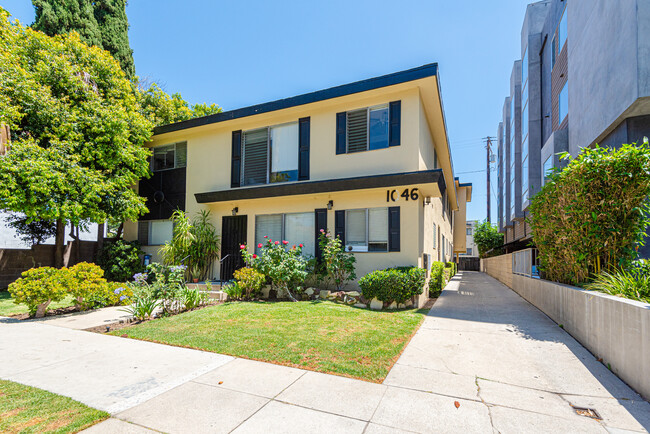 1046 N Spaulding Ave in West Hollywood, CA - Building Photo - Primary Photo